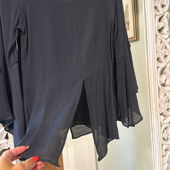 LC Lauren Conrad sheer blouse - Picture 5 of 5